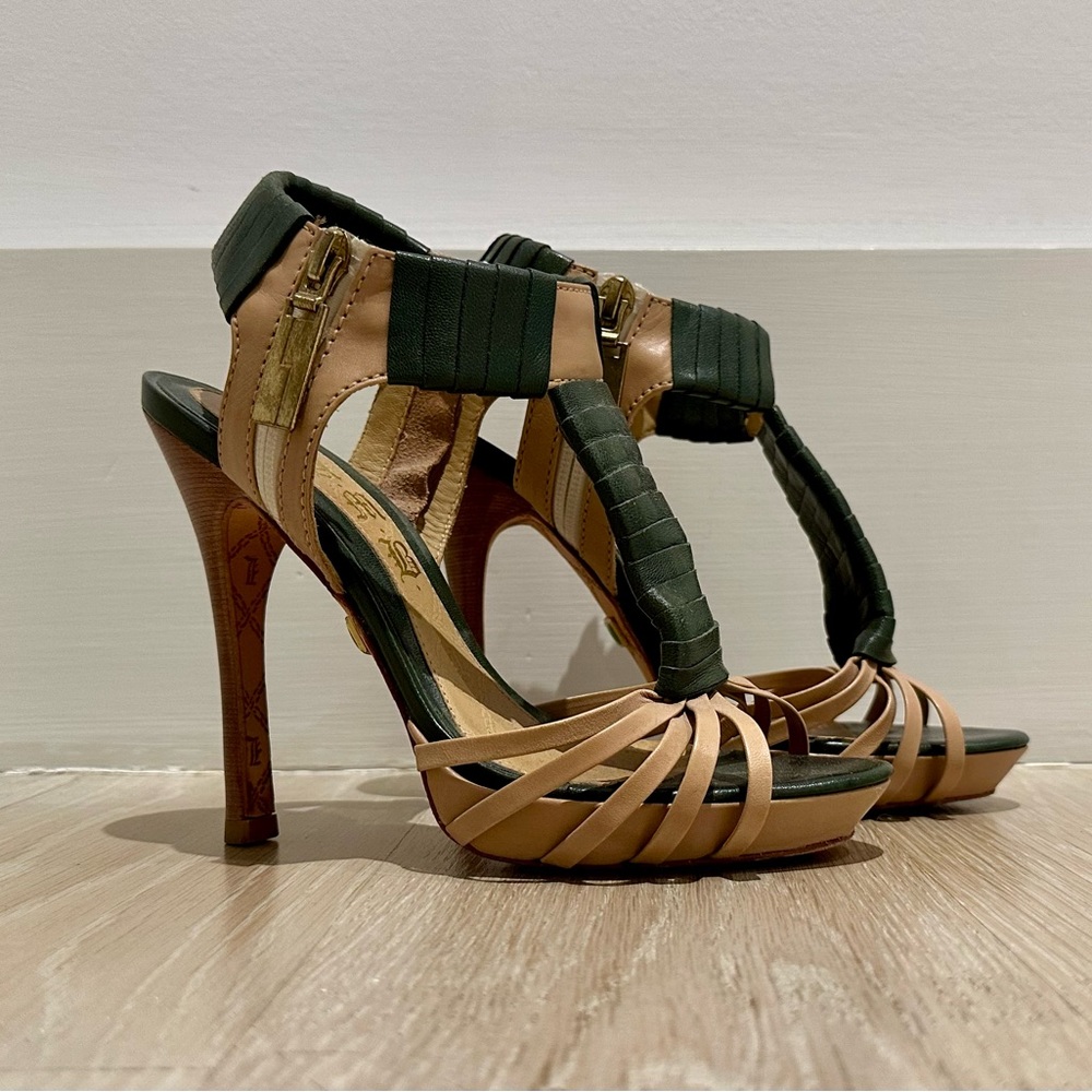 Gwen Stefani brand L.A.M.B. Heels excellent condition!